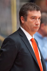 coach Miguel Mendéz