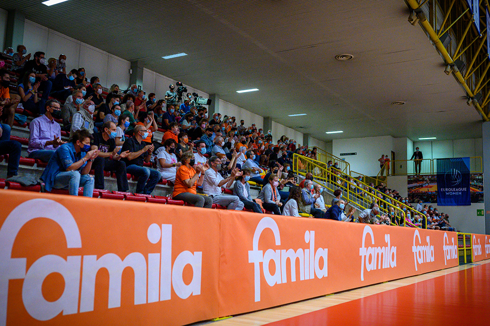 Valencia_pubblico