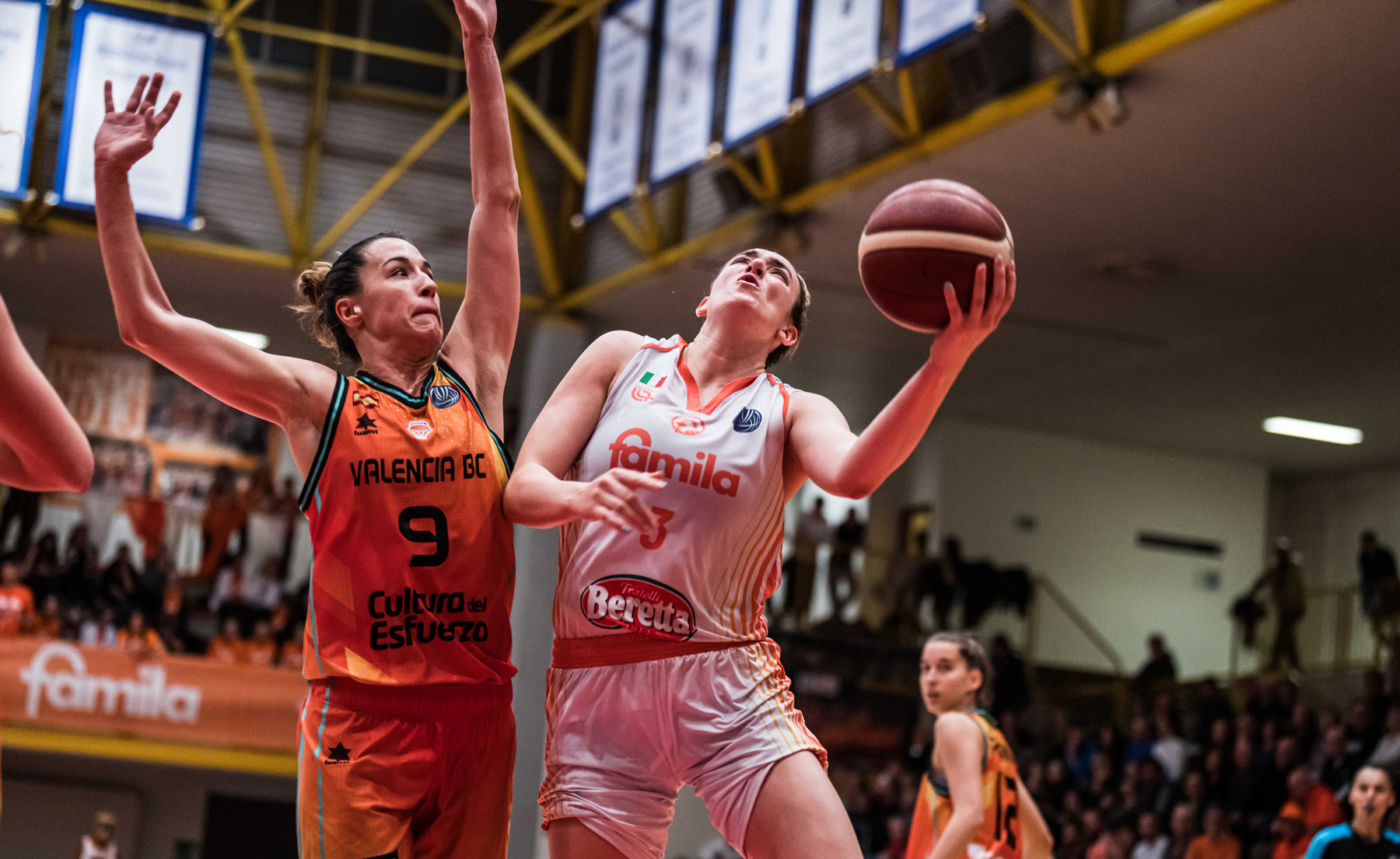 Marina-Mabrey-Schio-Valencia