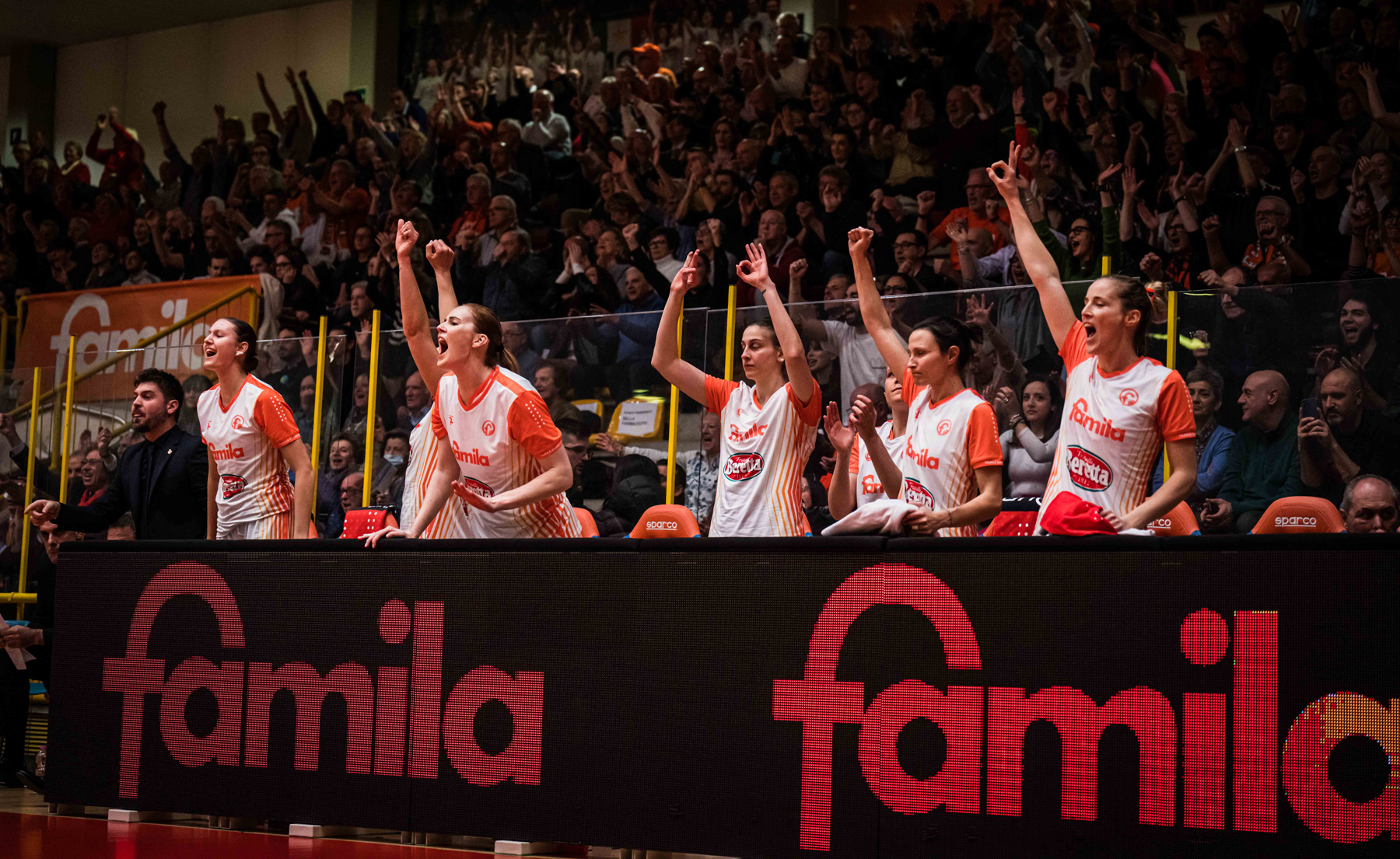 Panchina-Schio-Valencia