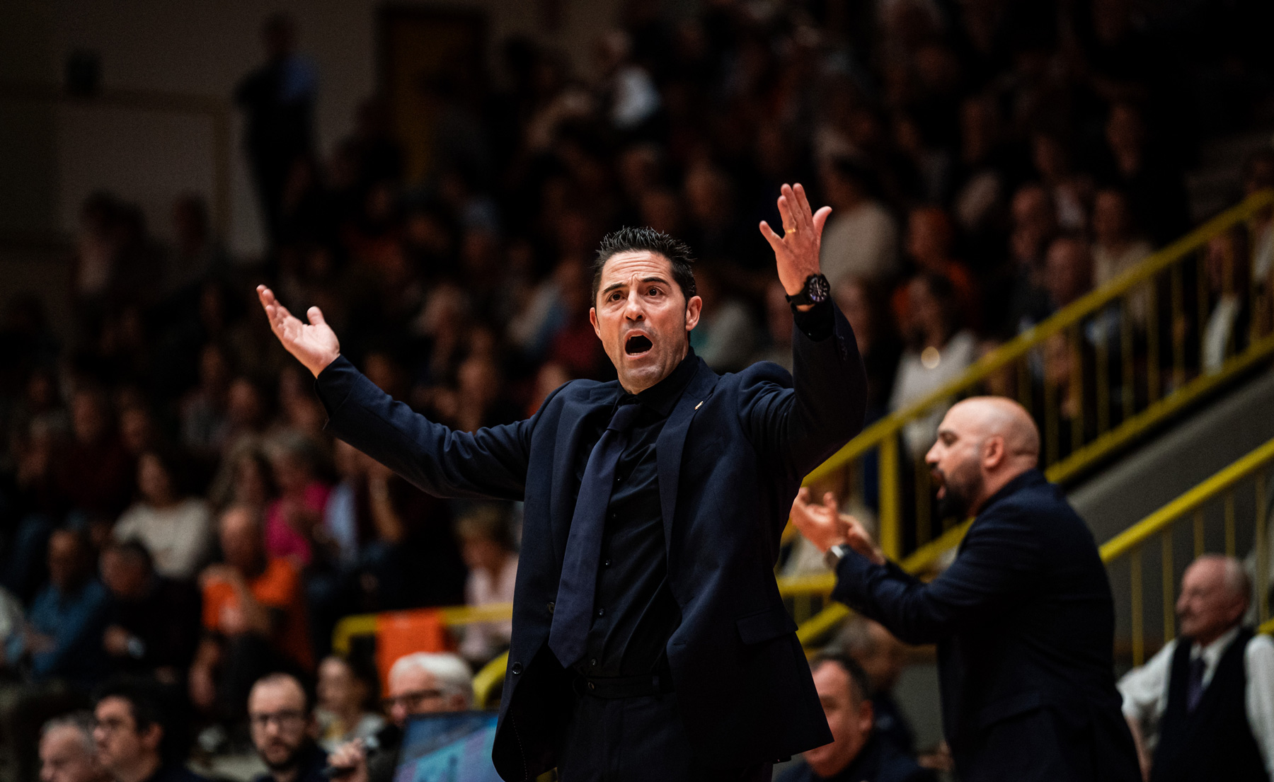 Coach-LaPena-Beretta-Famila-Schio