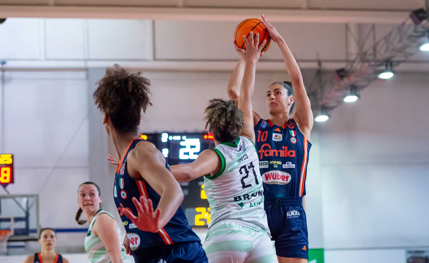 Maria-Conde-Hayes-Broni-Schio