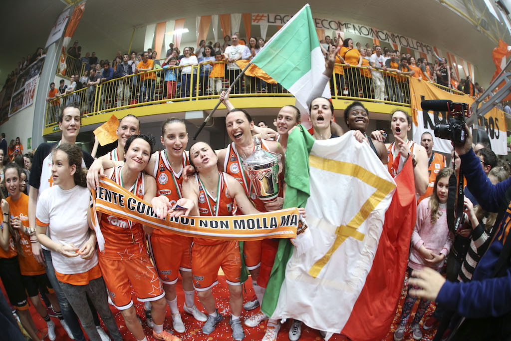 Al Famila Basket il “Premio Giorgio Lago”