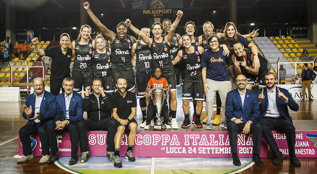 Famila Wuber Schio supera Gesam Gas Lucca (54-70) e tiene la Supercoppa