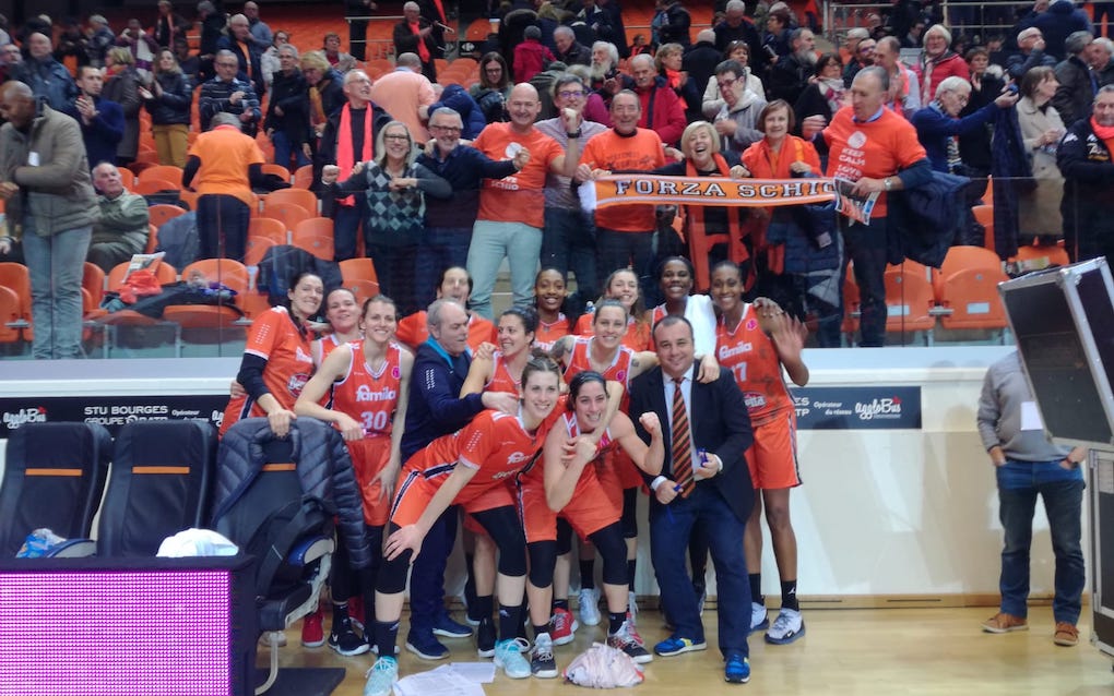 Impresa Beretta Famila Schio che passa a Bourges 70-75