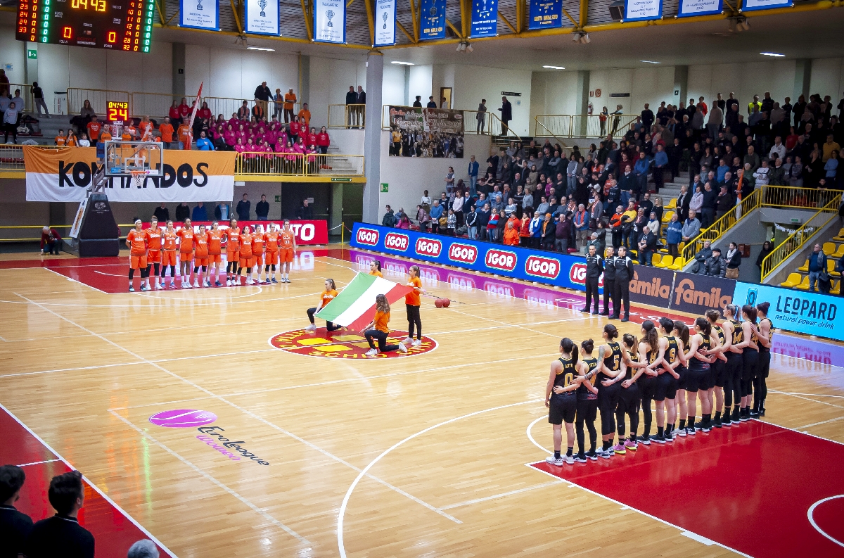 Schio supera San Martino per 67-45, Famila campione d’inverno