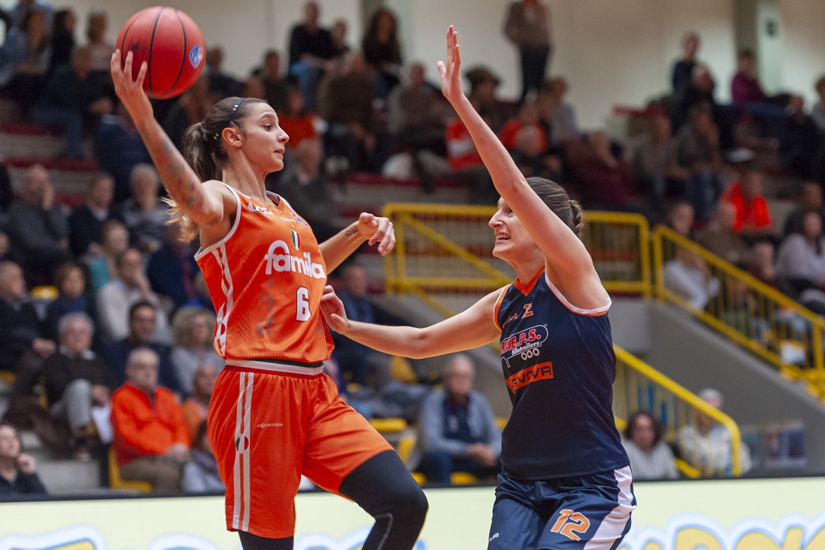 Ancora una trasferta di campionato, Famila Wuber Schio a Battipaglia, parla Cinili