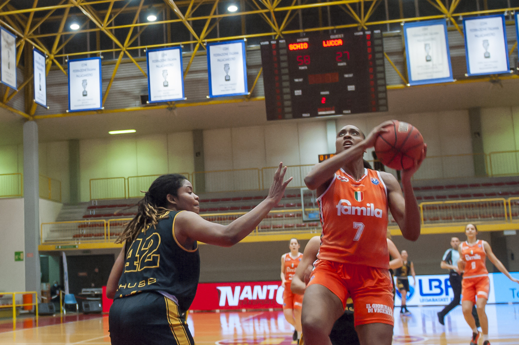 Undicesimo successo consecutivo in campionato, 88-60 per le Orange