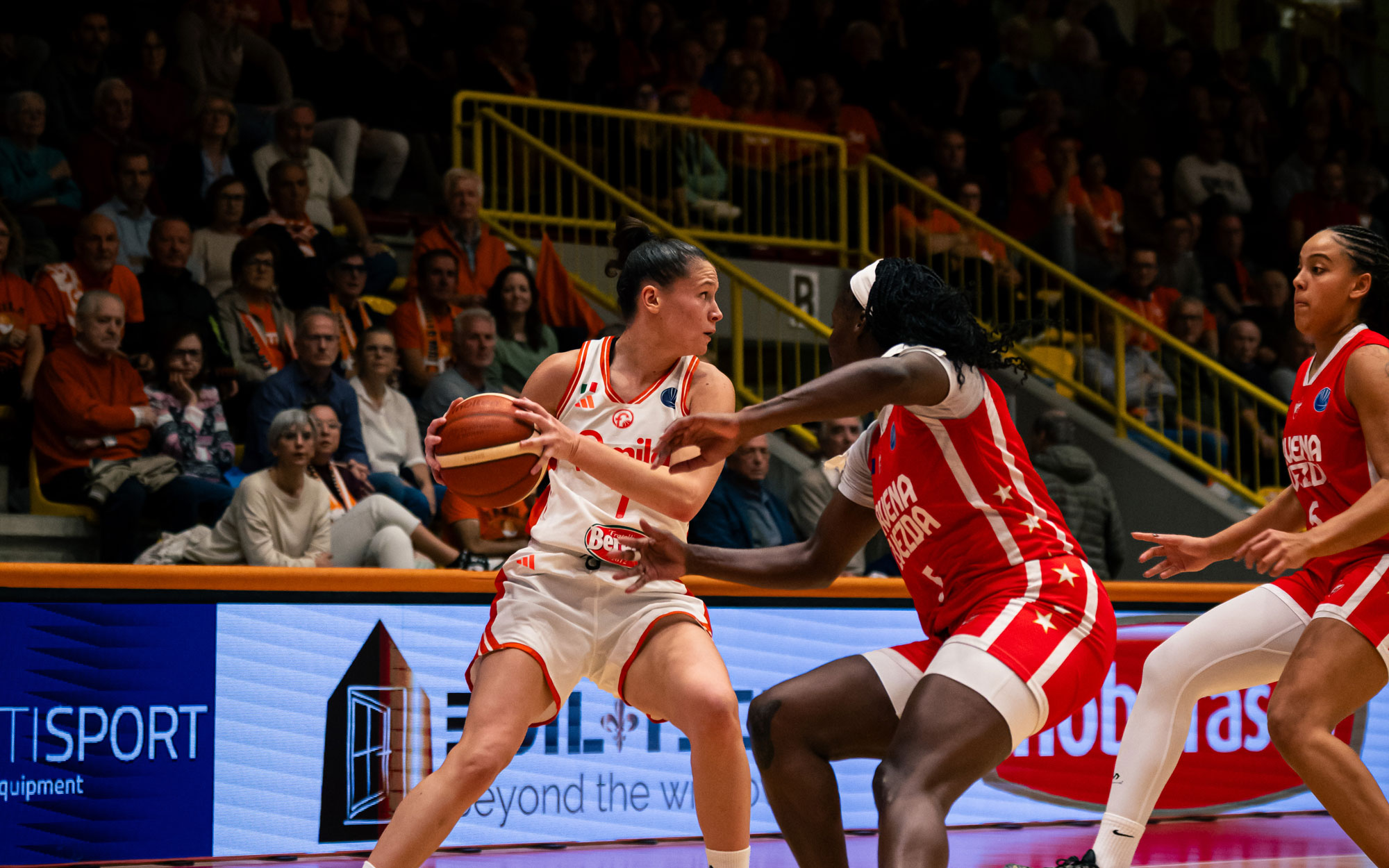 Carlotta-Zanardi-Beretta-Famila-Schio-Crvena-Zvezda